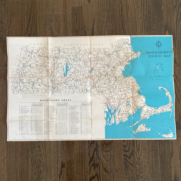 Vintage Massachusetts Tourist Map - Paper Map - State Highway Map - Picture 8 of 14
